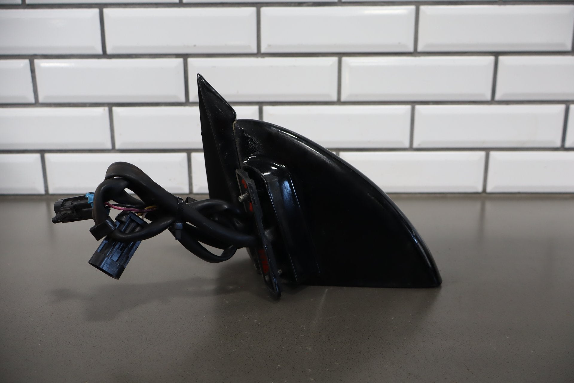 1988-1996 Chevrolet Corvette Left Door Mirror Black 41 10273679