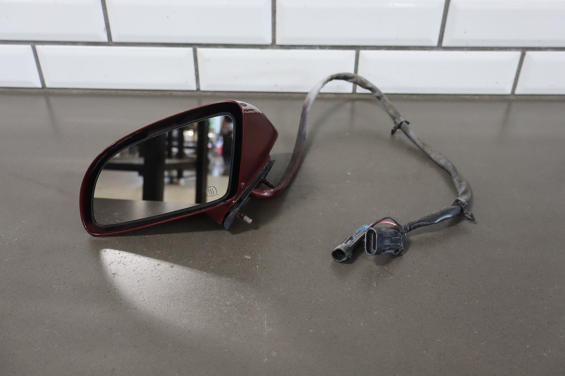 1988-1996 Chevrolet Corvette Left Door Mirror Dark Red 75 10273679