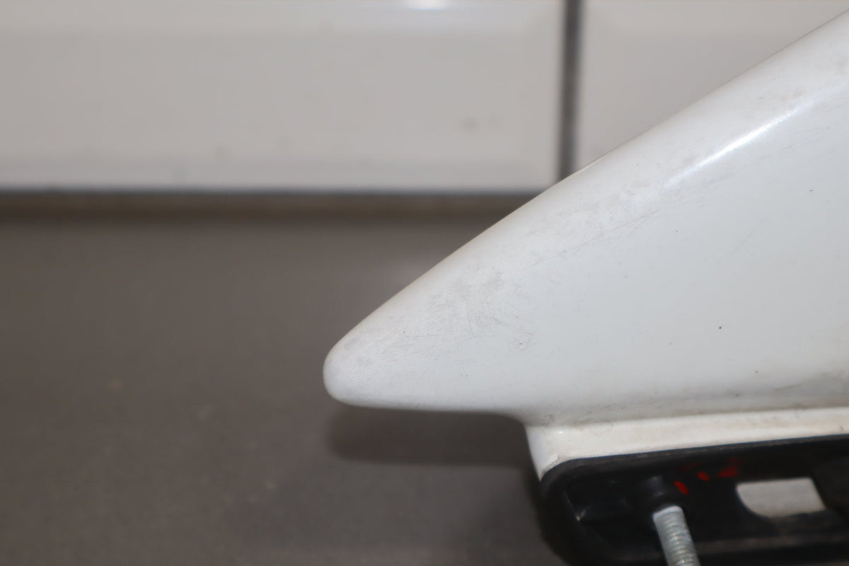 1988-1996 Chevrolet Corvette Right Door Mirror Artic White 10 10273680