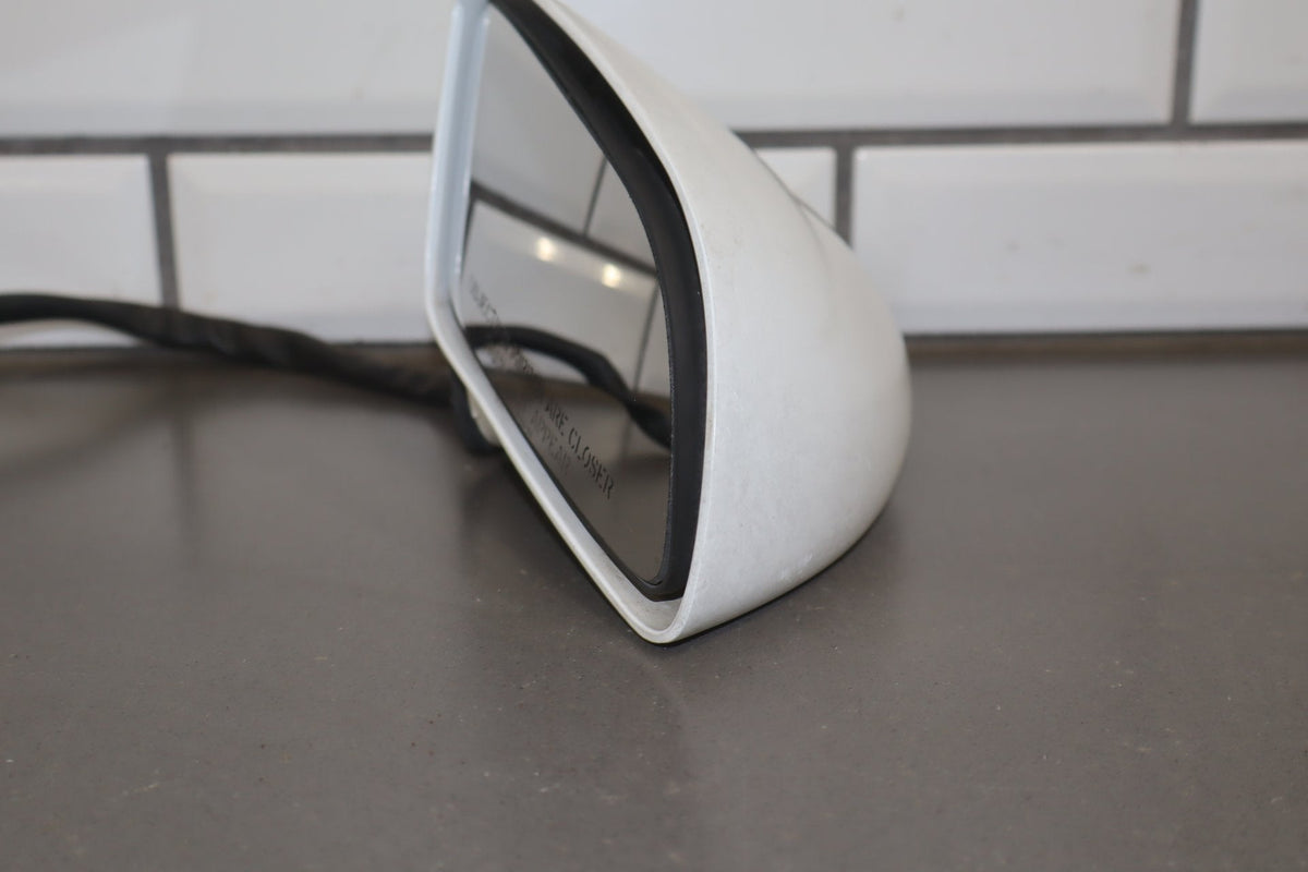 1988-1996 Chevrolet Corvette Right Door Mirror Artic White 10 10273680