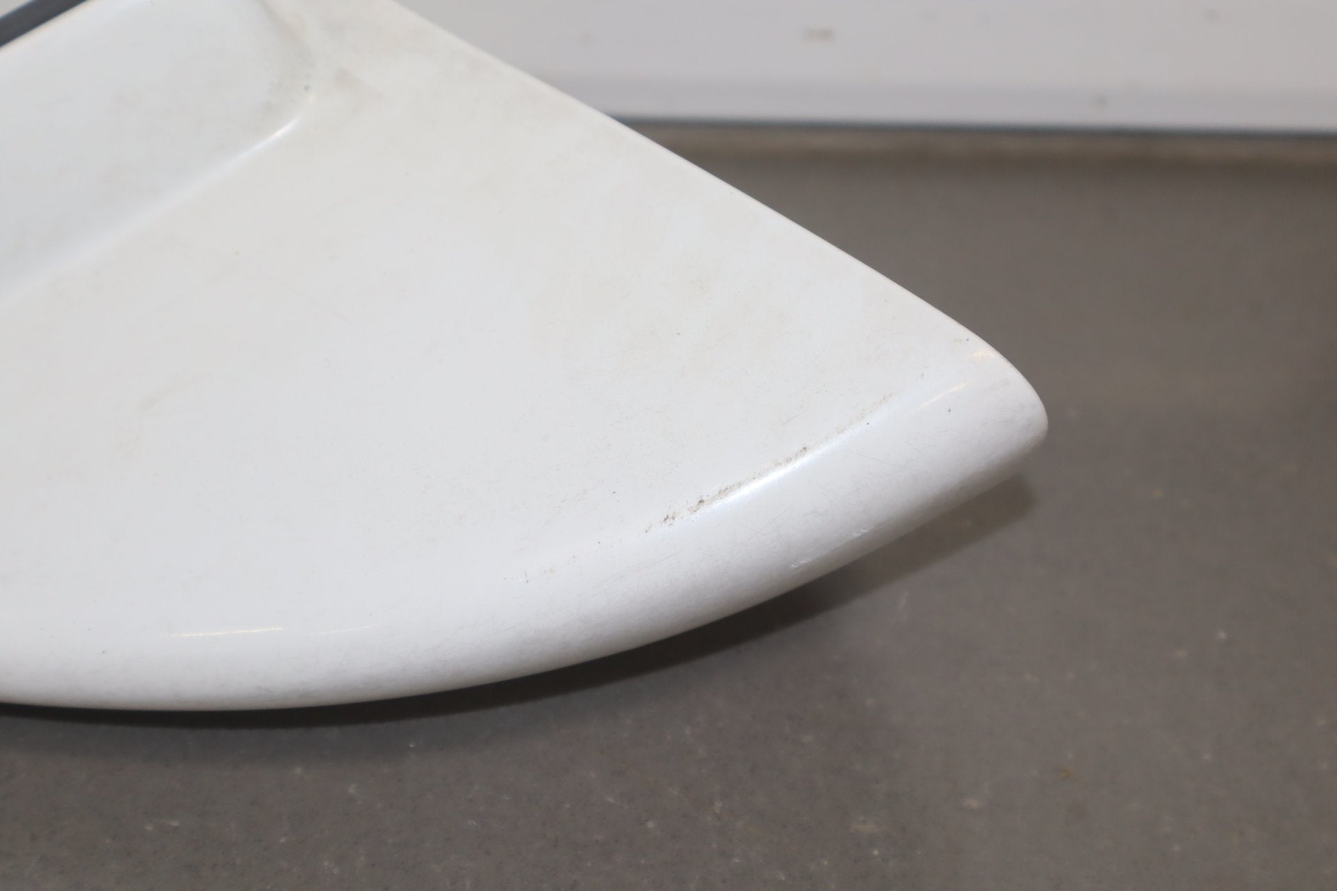 1988-1996 Chevrolet Corvette Right Door Mirror Artic White 10 10273680