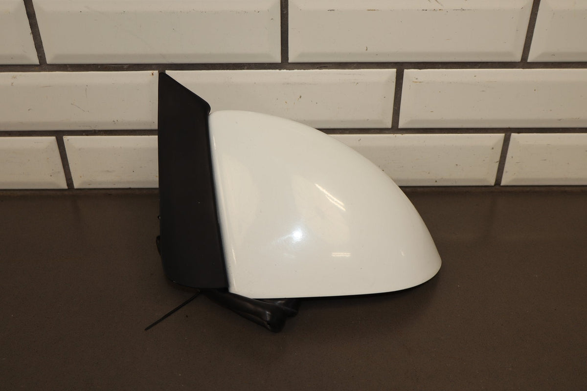 1988-1996 Chevrolet Corvette Right Door Mirror Artic White 10 10273680