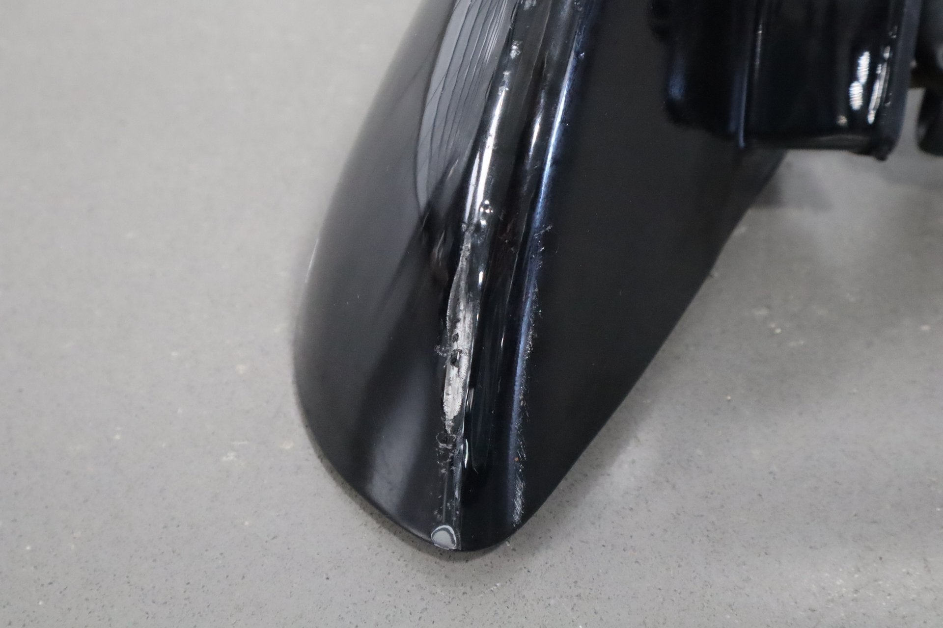 1988-1996 Chevrolet Corvette Right Door Mirror Black 41 10273680