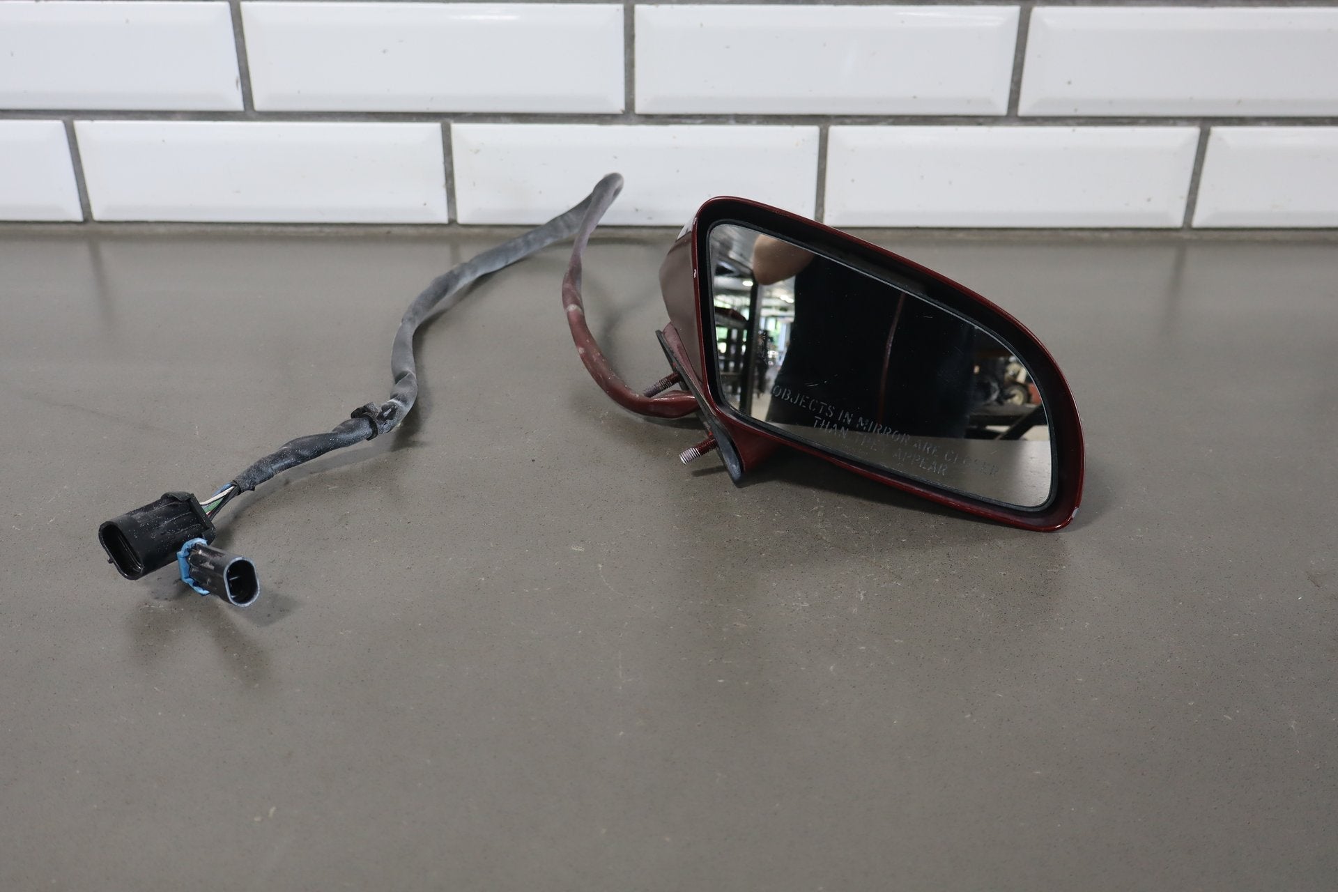 1988-1996 Chevrolet Corvette Right Door Mirror Dark Red 75 10273680