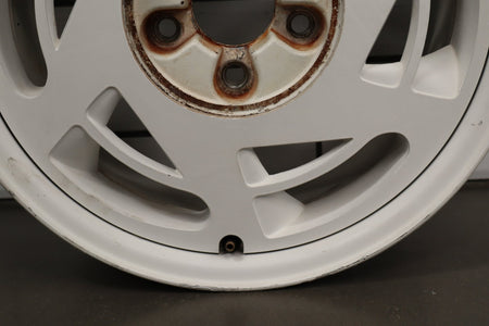 1988 Chevrolet Corvette C4 35th Anniversary White Left Rear 17x9.5 OEM Wheel