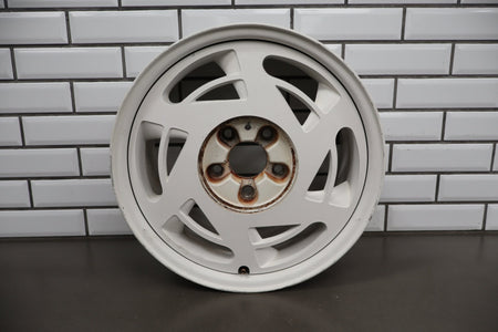 1988 Chevrolet Corvette C4 35th Anniversary White Left Rear 17x9.5 OEM Wheel