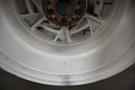 1988 Chevrolet Corvette C4 35th Anniversary White Left Rear 17x9.5 OEM Wheel