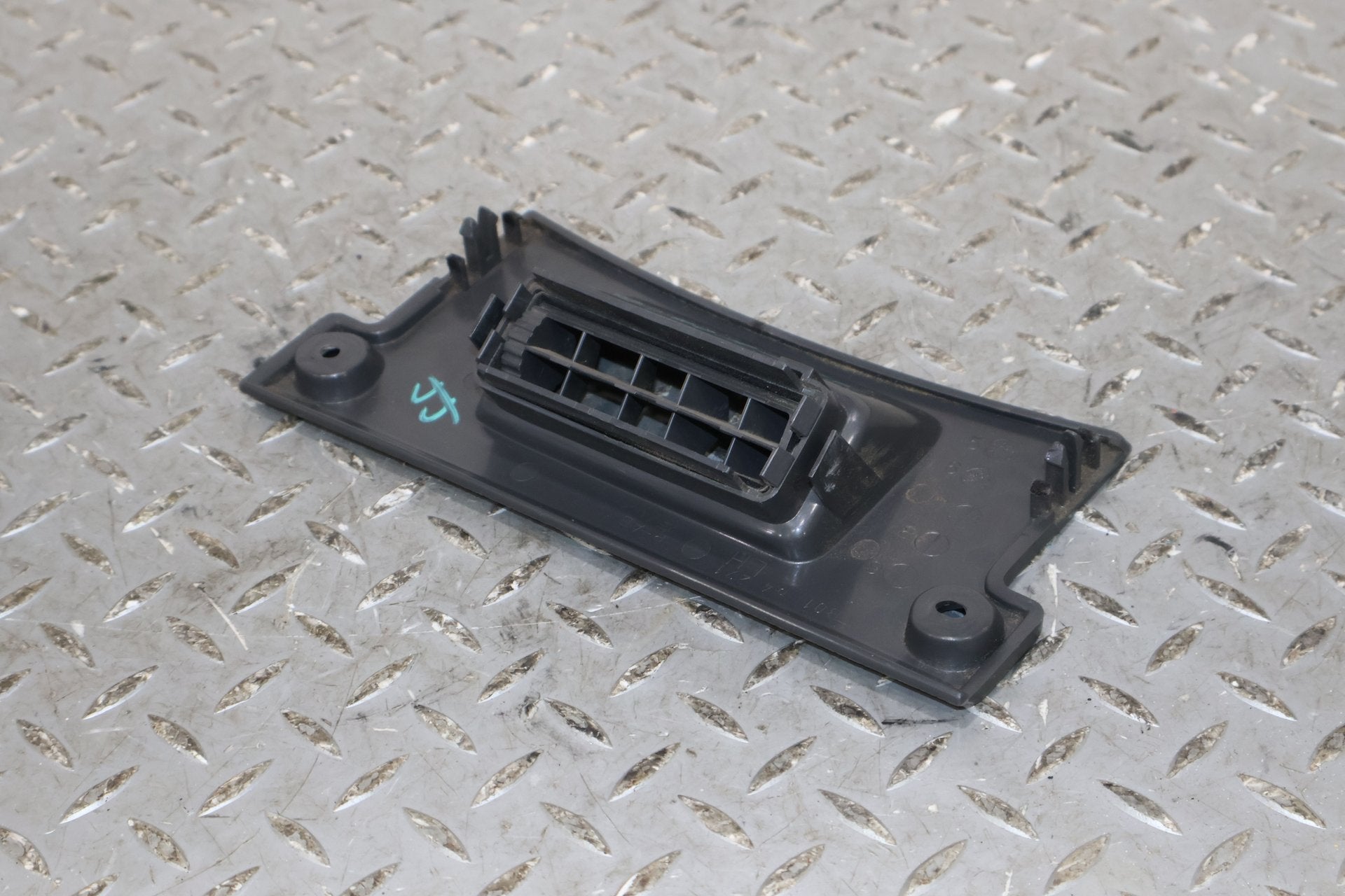 1988 Mazda RX-7- Dash Vent
