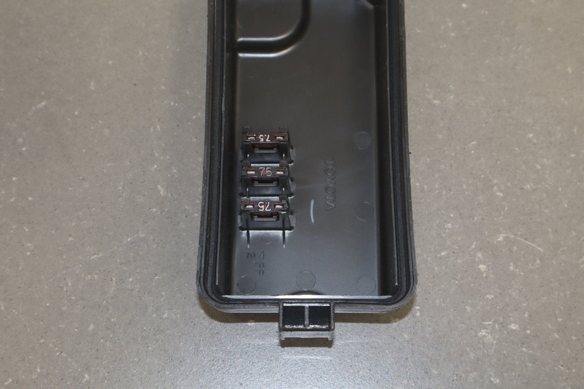 1988 Toyota Corolla Sport GTS E80 1.6L Engine Fuse Box