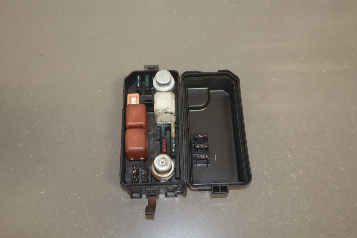 1988 Toyota Corolla Sport GTS E80 1.6L Engine Fuse Box