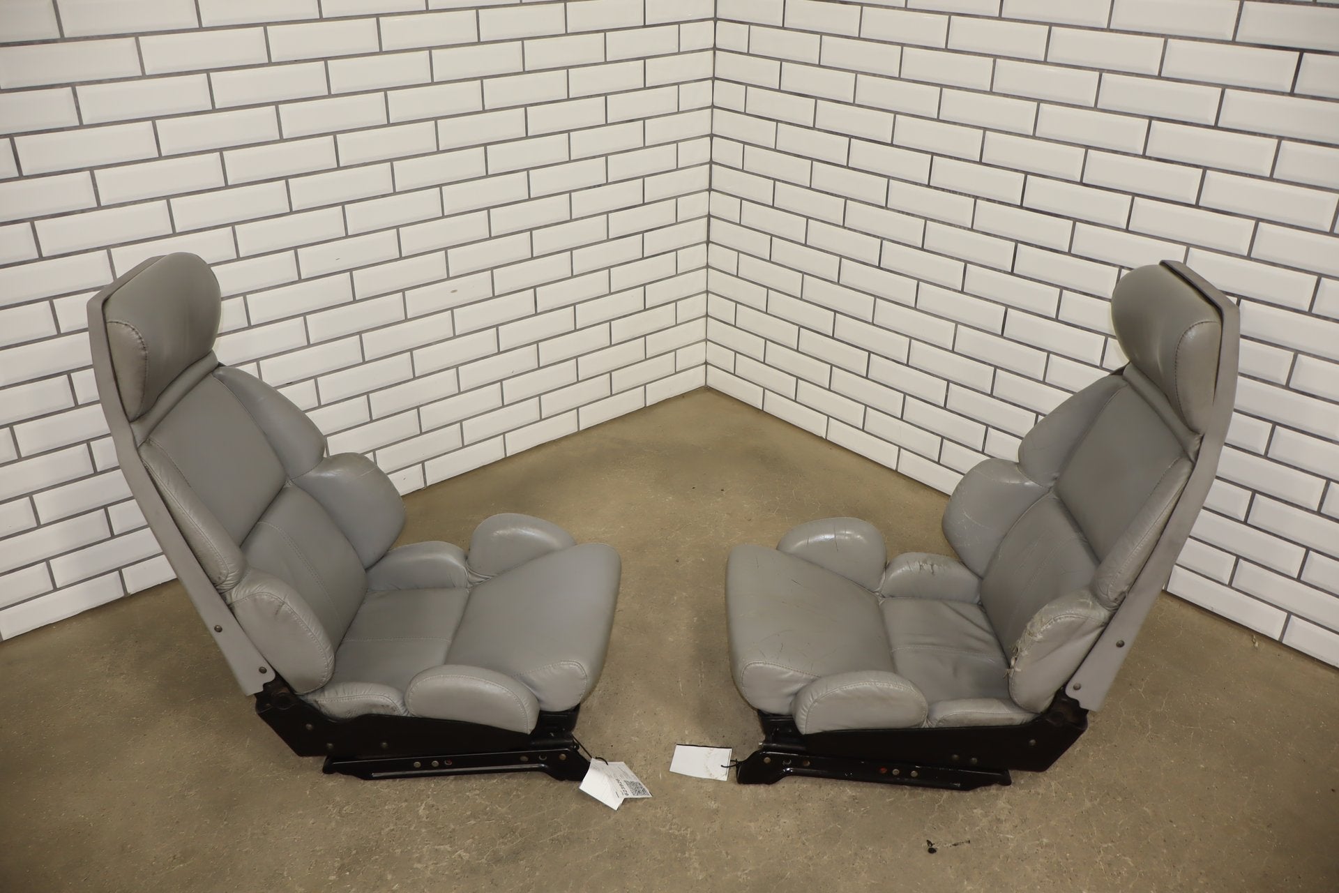 1989-1993 Chevrolet Corvette C4 Power Leather Seats Set | Driver Bolster Torn