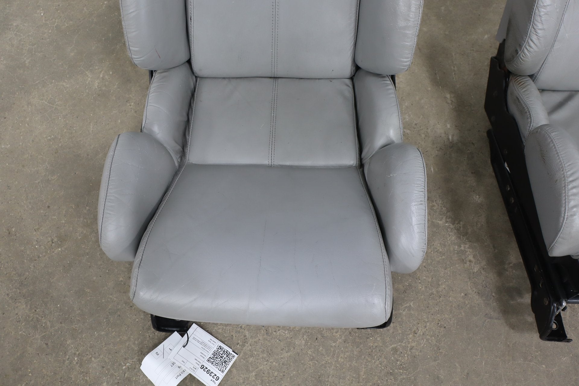 1989-1993 Chevrolet Corvette C4 Power Leather Seats Set | Driver Bolster Torn