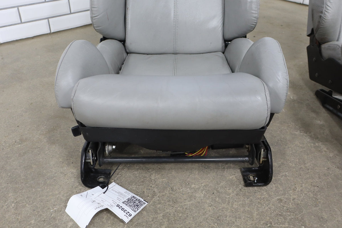 1989-1993 Chevrolet Corvette C4 Power Leather Seats Set | Driver Bolster Torn