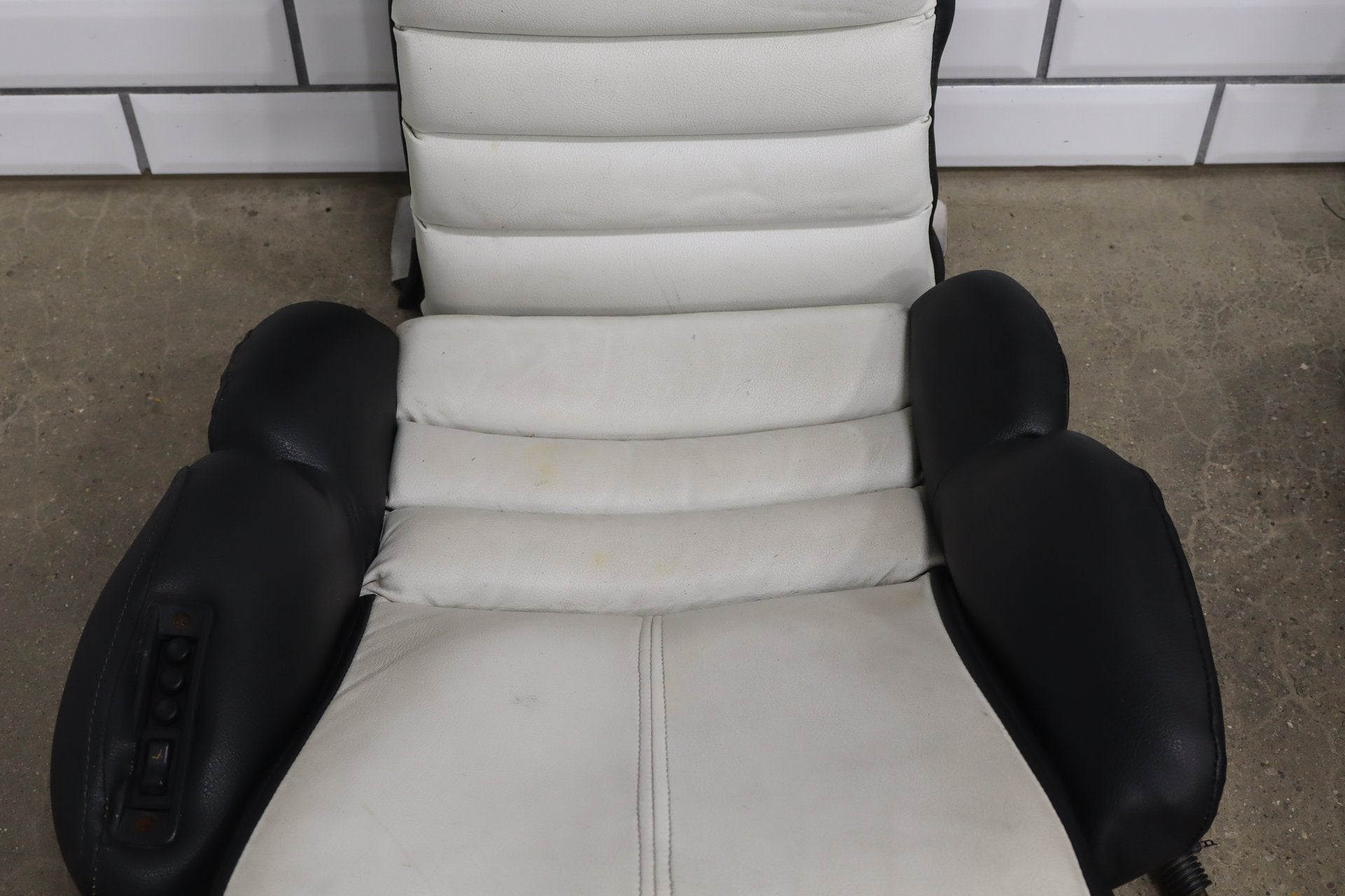 1989-1993 Chevrolet Corvette Front Seat OEM