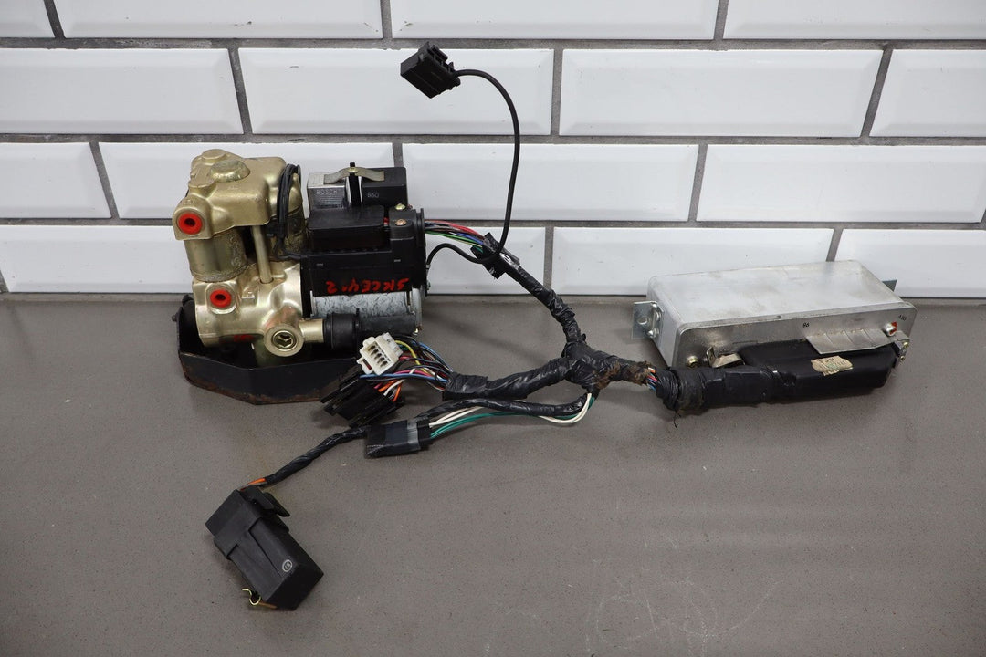 1989 Chevrolet Corvette Anti - Lock Brake Pump Assembly