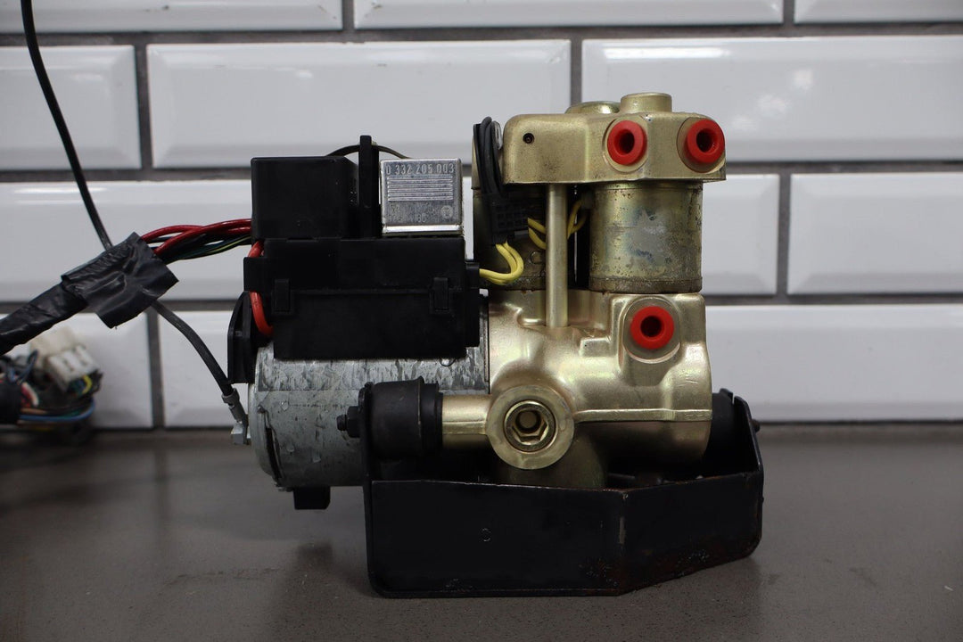 1989 Chevrolet Corvette Anti - Lock Brake Pump Assembly