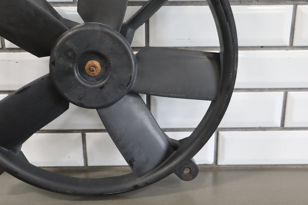 1989 Chevrolet Corvette C4 5.7L Cooling Fan 22098793