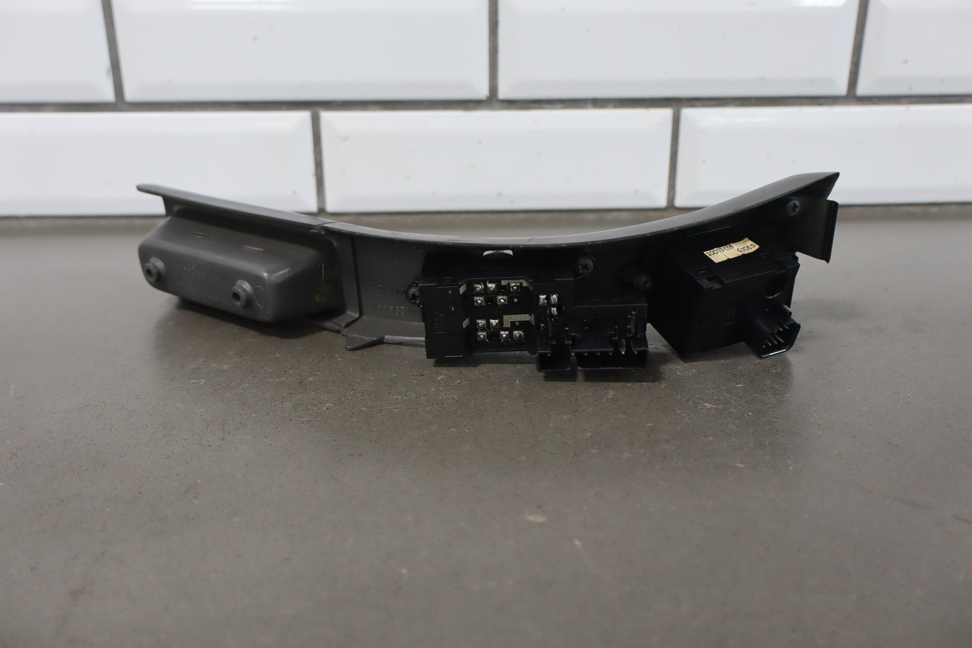 1990-1991 Chevrolet Corvette C4- Driver Door Window Mirror Switch W/ Trim