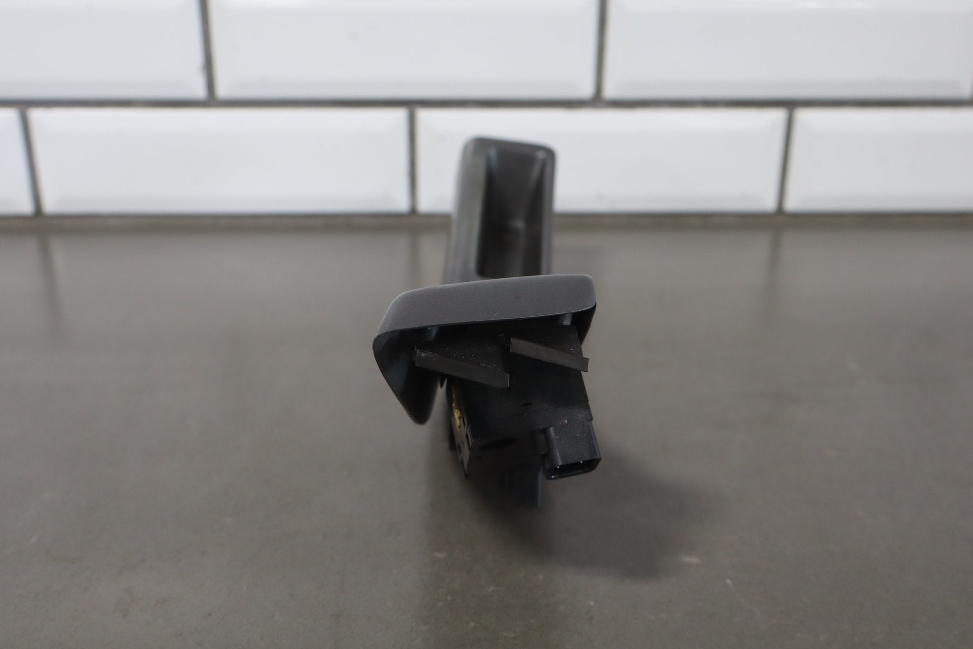 1990-1991 Chevrolet Corvette C4- Driver Door Window Mirror Switch W/ Trim