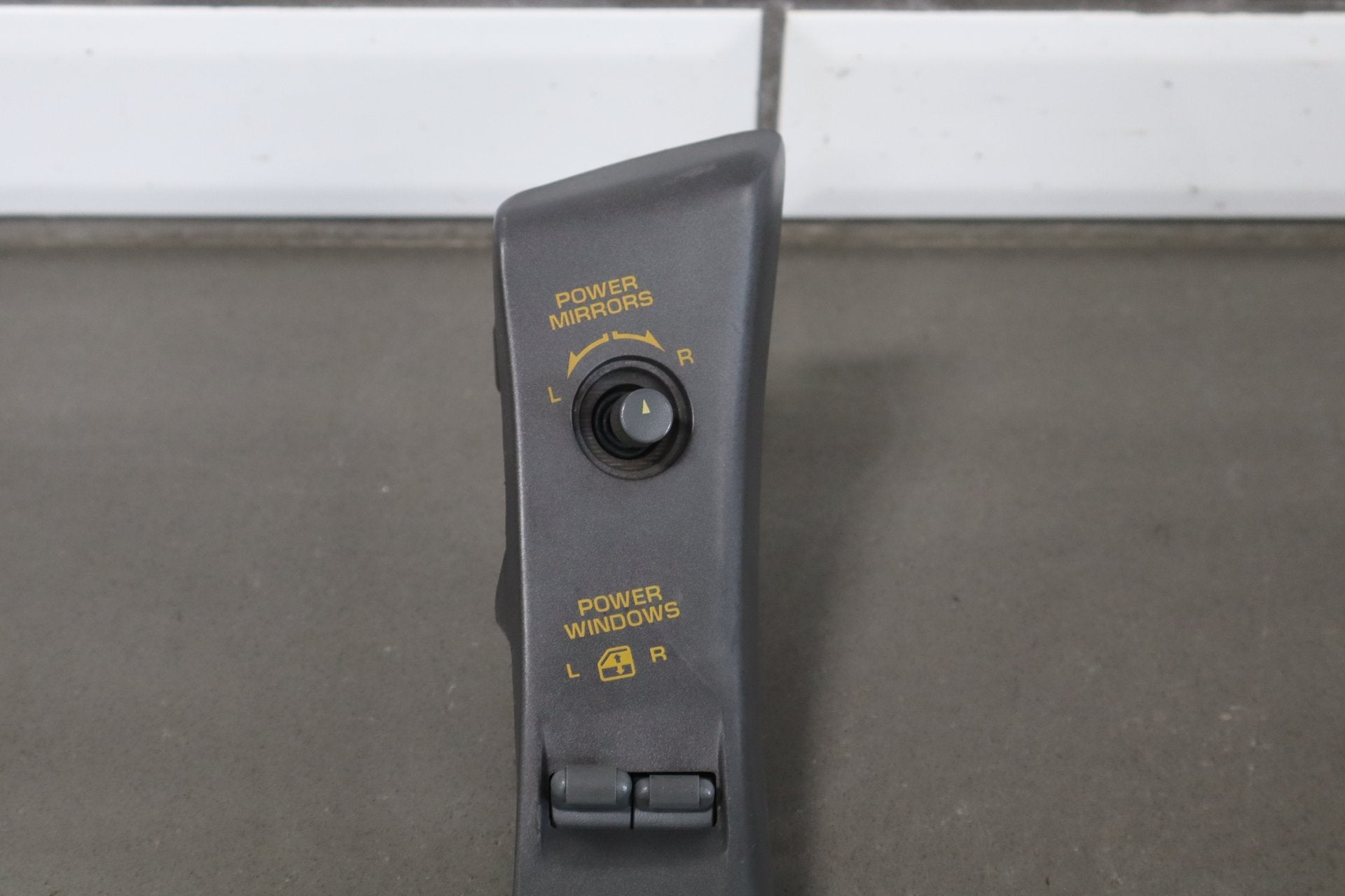 1990-1991 Chevrolet Corvette C4- Driver Door Window Mirror Switch W/ Trim