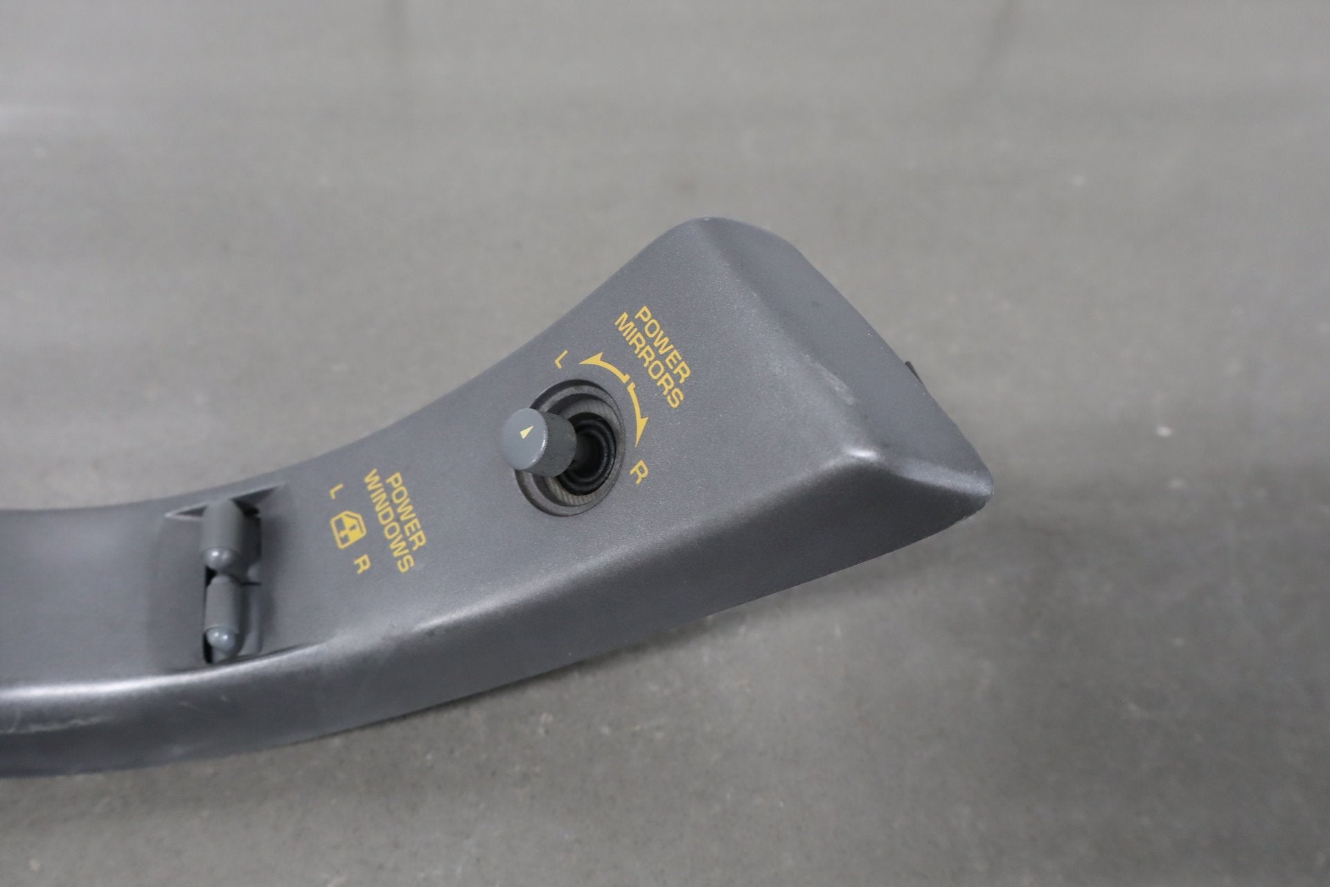 1990-1991 Chevrolet Corvette C4- Driver Door Window Mirror Switch W/ Trim