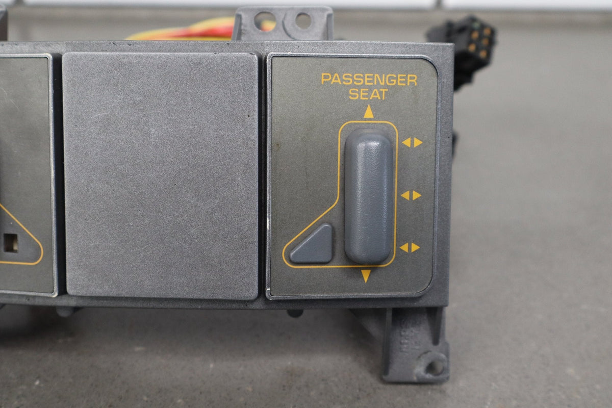 1990-1991 Chevrolet Corvette Dual Power Seat Switch OEM | No Adaptive Suspension