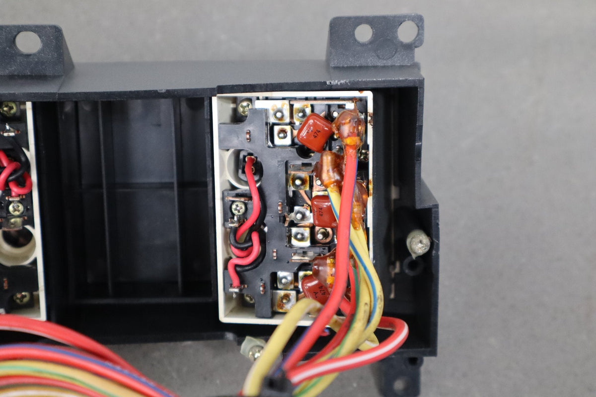 1990-1991 Chevrolet Corvette Dual Power Seat Switch OEM | No Adaptive Suspension