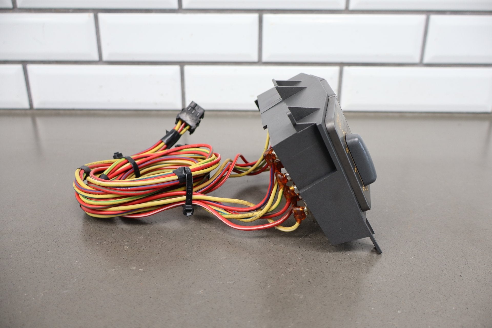 1990-1991 Chevrolet Corvette Dual Power Seat Switch OEM | No Adaptive Suspension