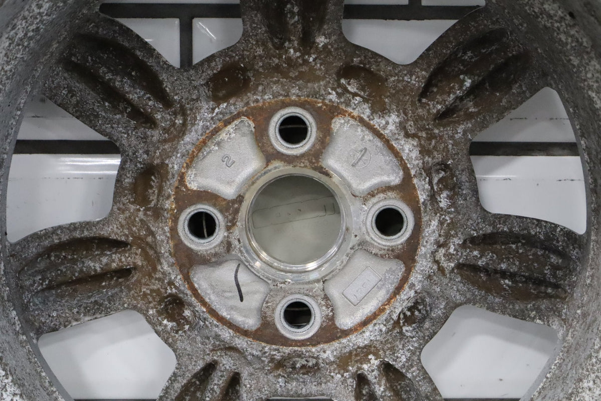 1990-1992 Mazda Miata NA Single (1) 14x5.5 Silver Daisy Wheel W/Center Cap