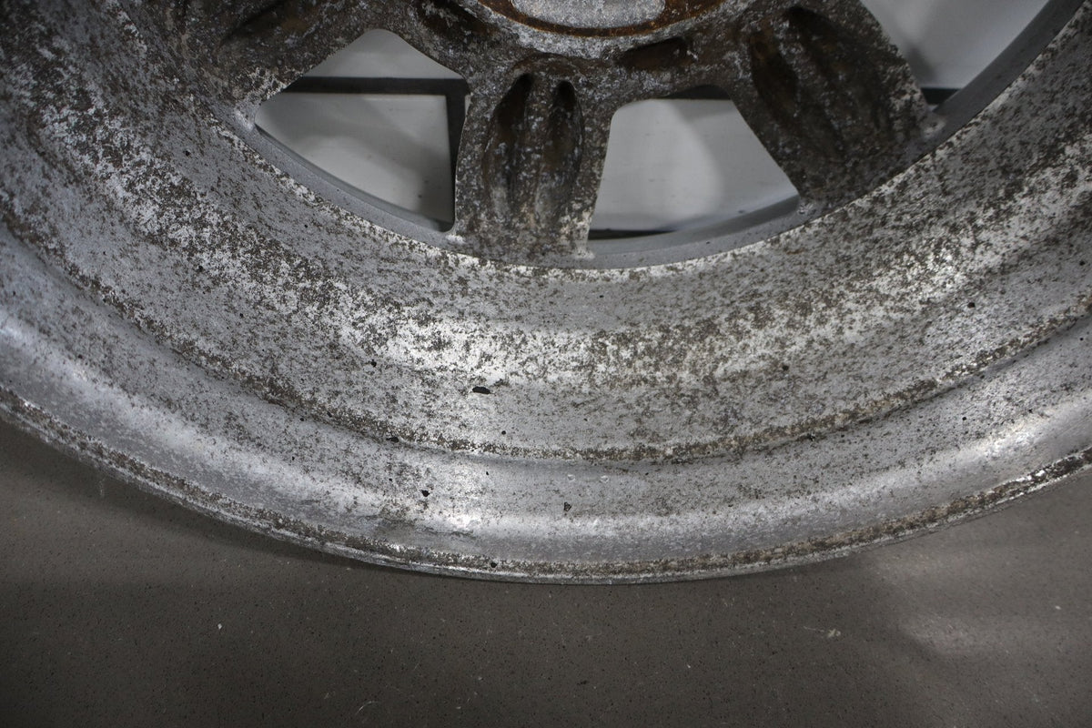1990-1992 Mazda Miata NA Single (1) 14x5.5 Silver Daisy Wheel W/Center Cap