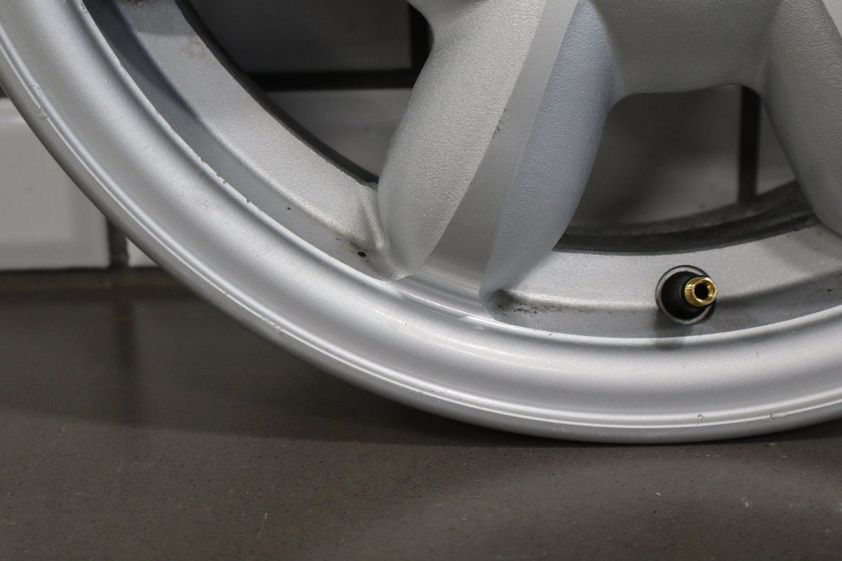 1990-1992 Mazda Miata NA Single (1) 14x5.5 Silver Daisy Wheel W/Center Cap