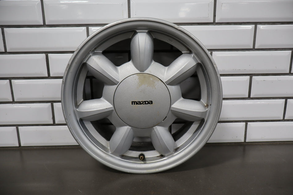 1990-1992 Mazda Miata NA Single (1) 14x5.5 Silver Daisy Wheel W/Center Cap
