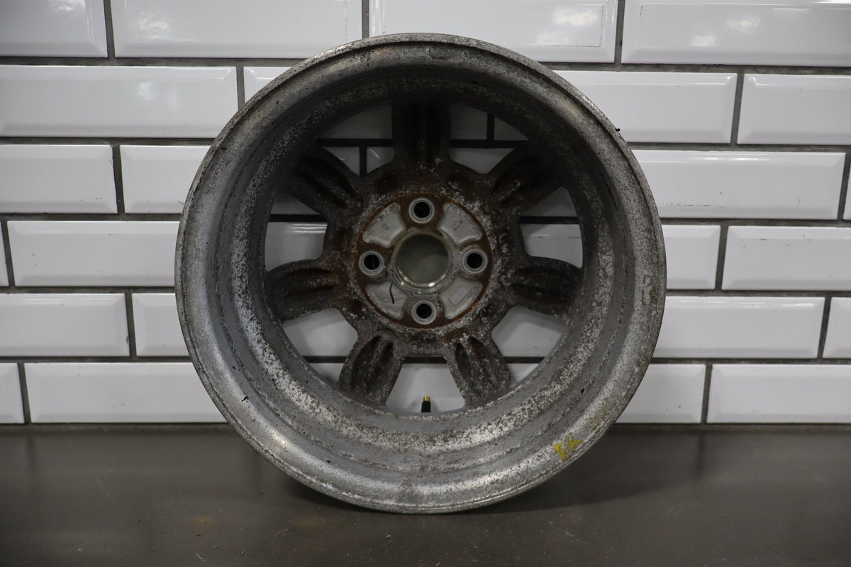 1990-1992 Mazda Miata NA Single (1) 14x5.5 Silver Daisy Wheel W/Center Cap