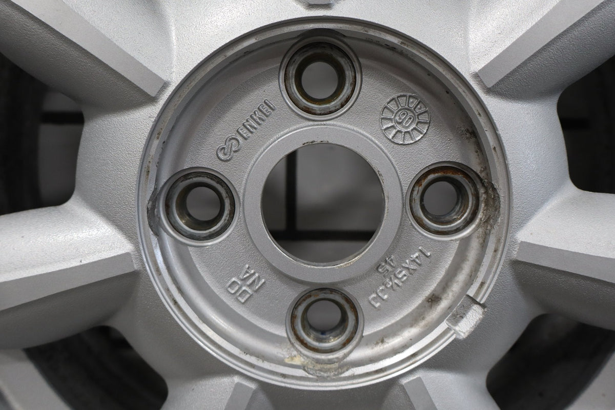 1990-1992 Mazda Miata NA Single (1) 14x5.5 Silver Daisy Wheel W/Center Cap