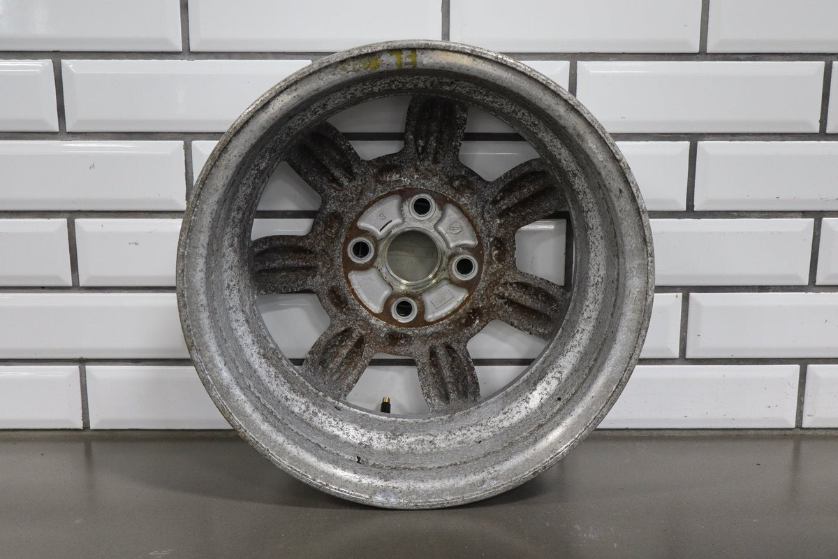 1990-1992 Mazda Miata NA Single (1) 14x5.5 Silver Daisy Wheel W/Center Cap