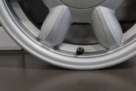 1990-1992 Mazda Miata NA Single (1) 14x5.5 Silver Daisy Wheel W/Center Cap