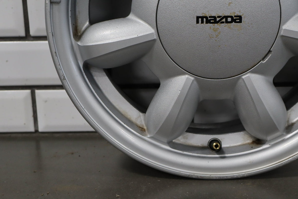 1990-1992 Mazda Miata NA Single (1) 14x5.5 Silver Daisy Wheel W/Center Cap