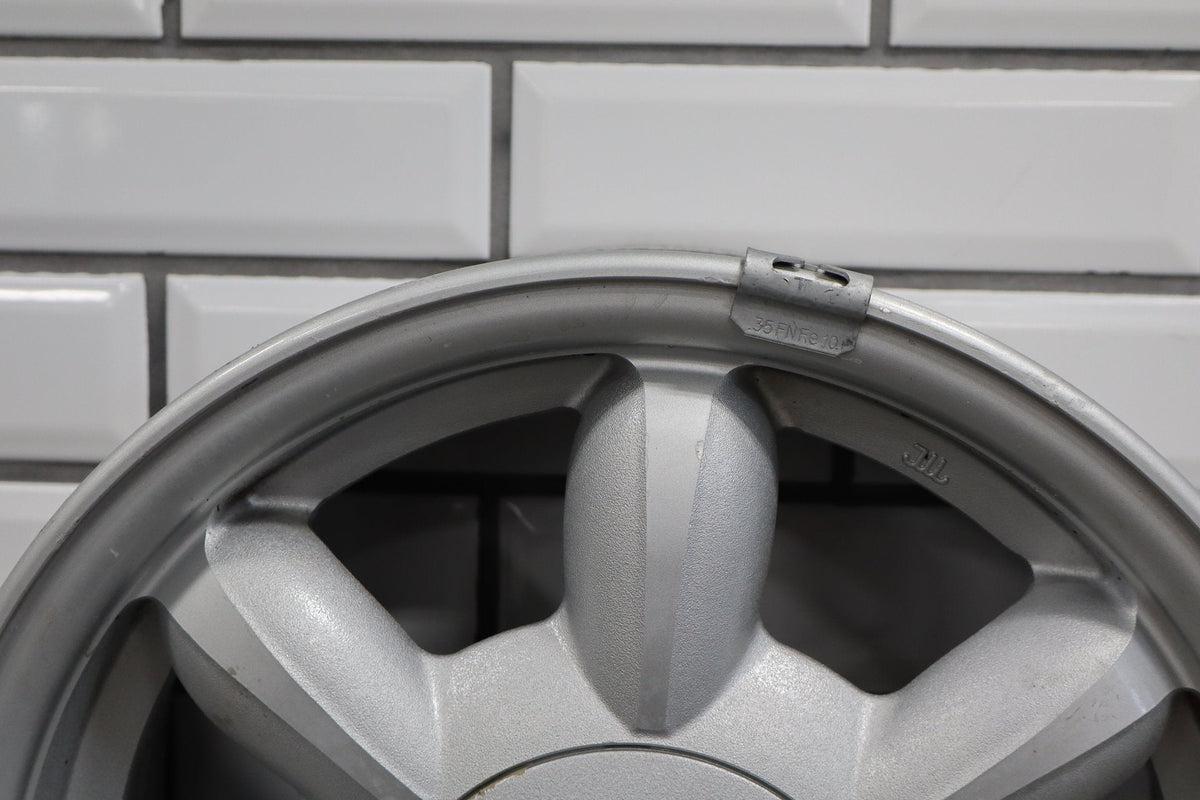 1990-1992 Mazda Miata NA Single (1) 14x5.5 Silver Daisy Wheel W/Center Cap