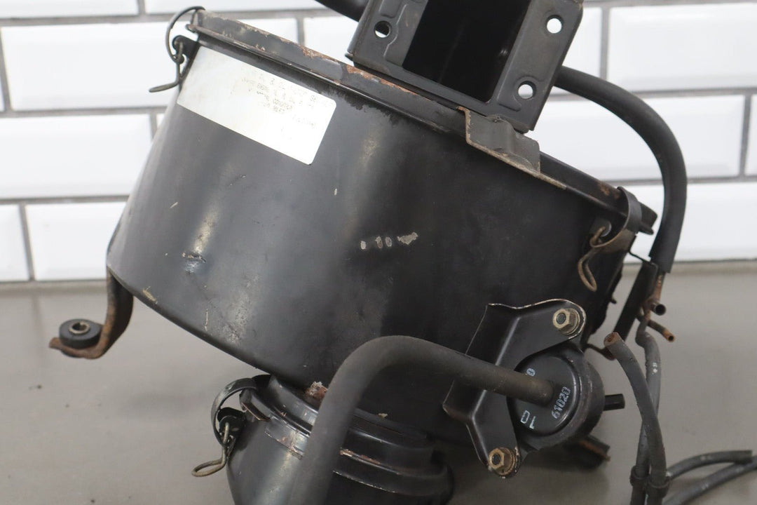 1990 - 1992 Toyota Land Cruiser *3FE Engine* Air Intake Filter Housing Only