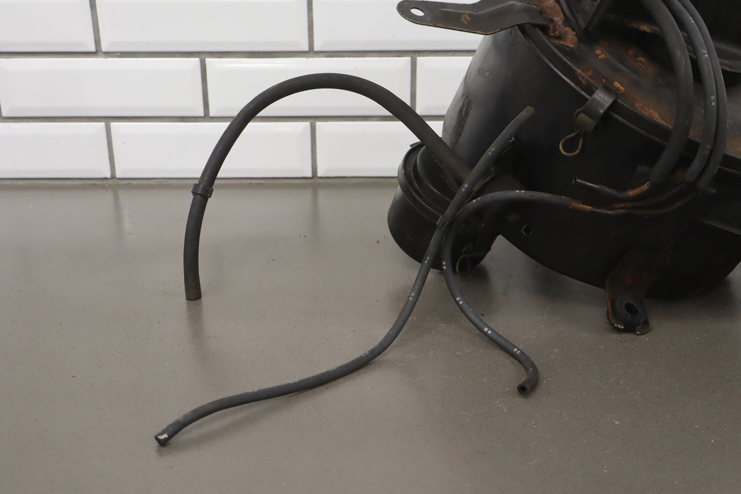 1990 - 1992 Toyota Land Cruiser *3FE Engine* Air Intake Filter Housing Only