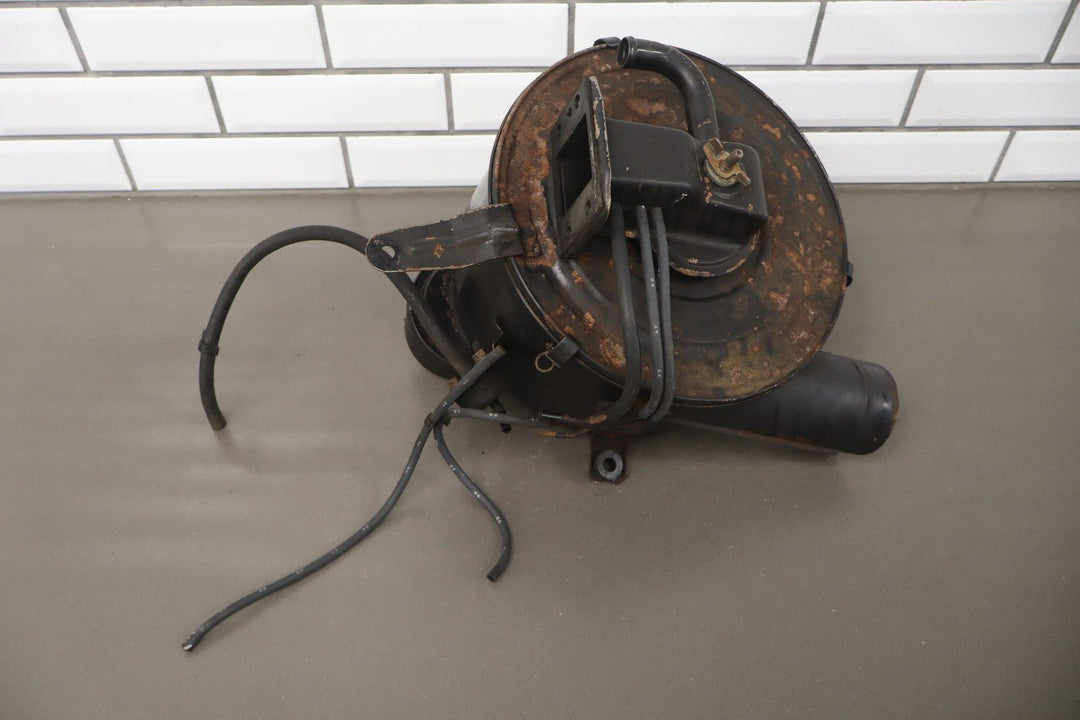 1990 - 1992 Toyota Land Cruiser *3FE Engine* Air Intake Filter Housing Only