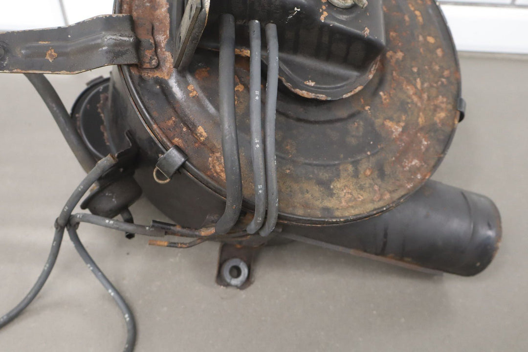 1990 - 1992 Toyota Land Cruiser *3FE Engine* Air Intake Filter Housing Only