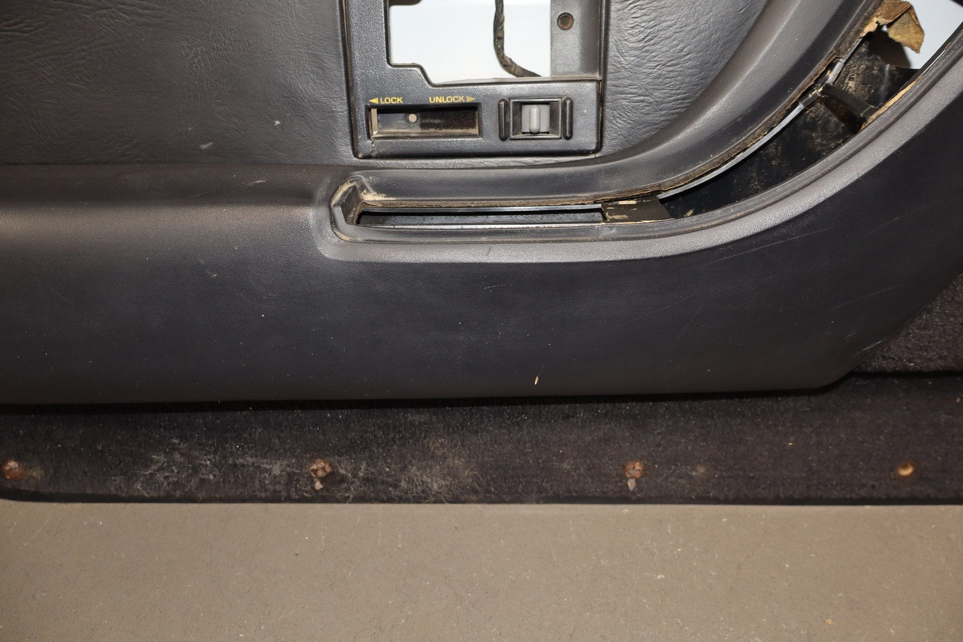 1990-1993 Chevrolet Corvette C4 - Left Front Door Trim Panel Black