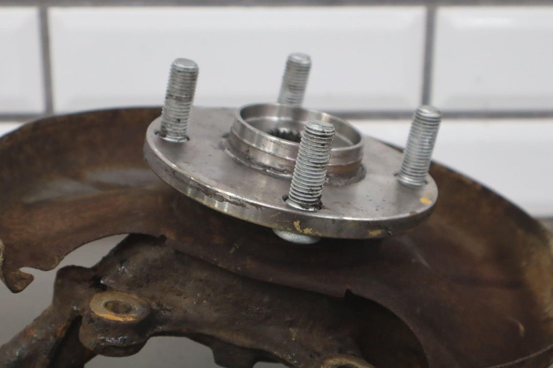 1990 - 1993 Mazda Miata NA (W/O ABS) Left Driver Rear Knuckle