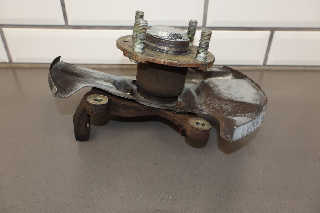 1990 - 1994 Mazda Miata NA (W/O ABS) Right Passenger Front Spindle Knuckle Hub