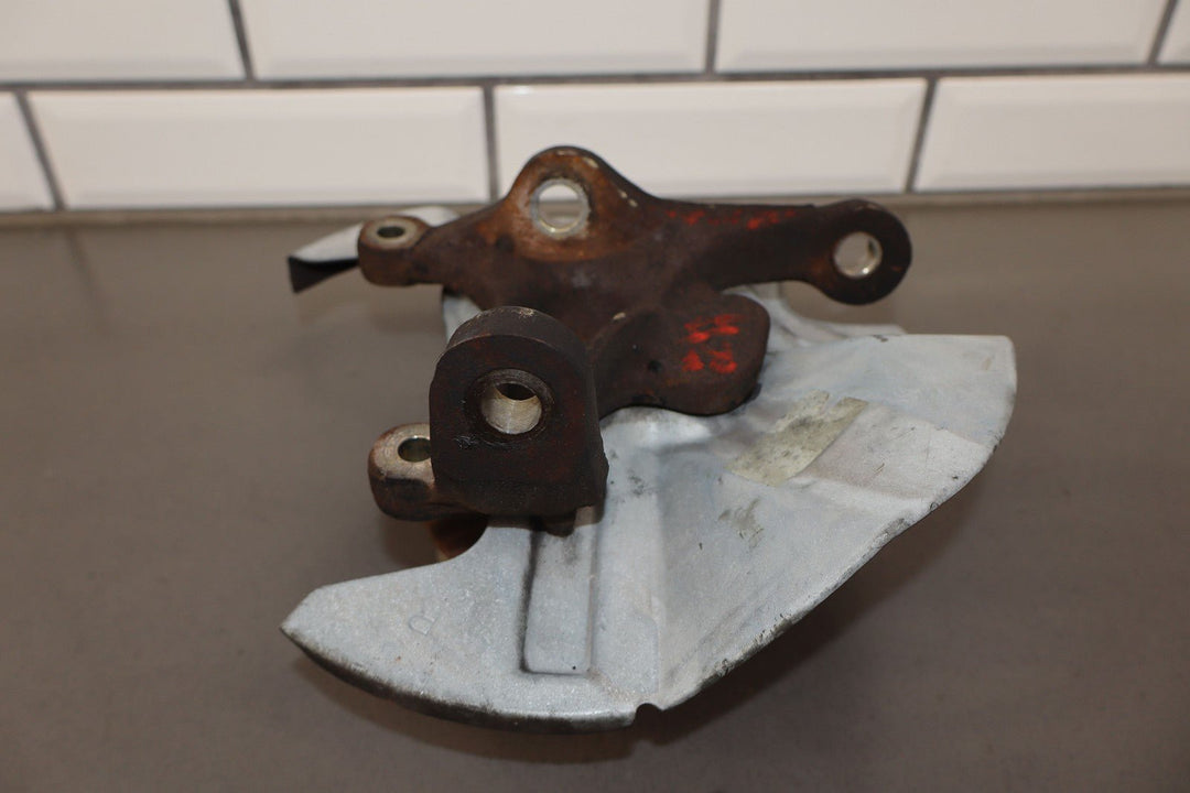 1990 - 1994 Mazda Miata NA (W/O ABS) Right Passenger Front Spindle Knuckle Hub