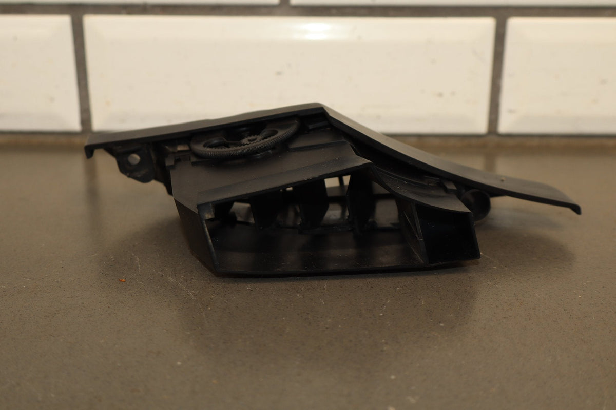 1990-1996 Chevrolet Corvette C4 - Left Dash Air Vent 10161885