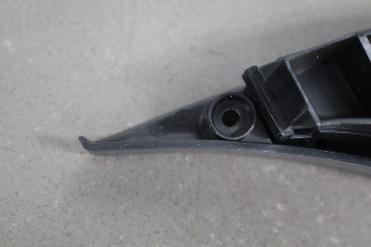 1990-1996 Chevrolet Corvette C4 - Left Dash Air Vent 10161885
