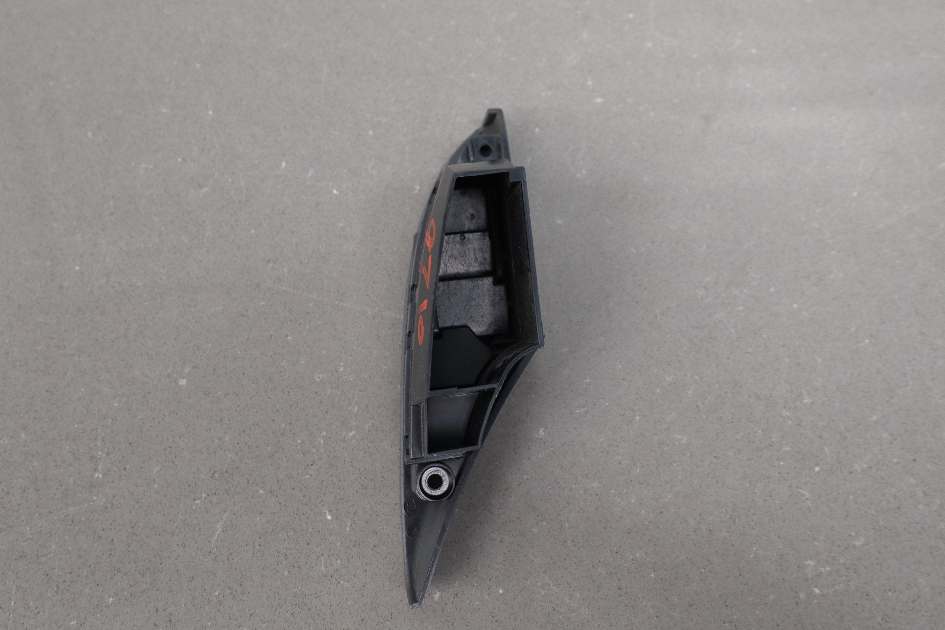 1990-1996 Chevrolet Corvette C4 - Left Dash Air Vent 10161885