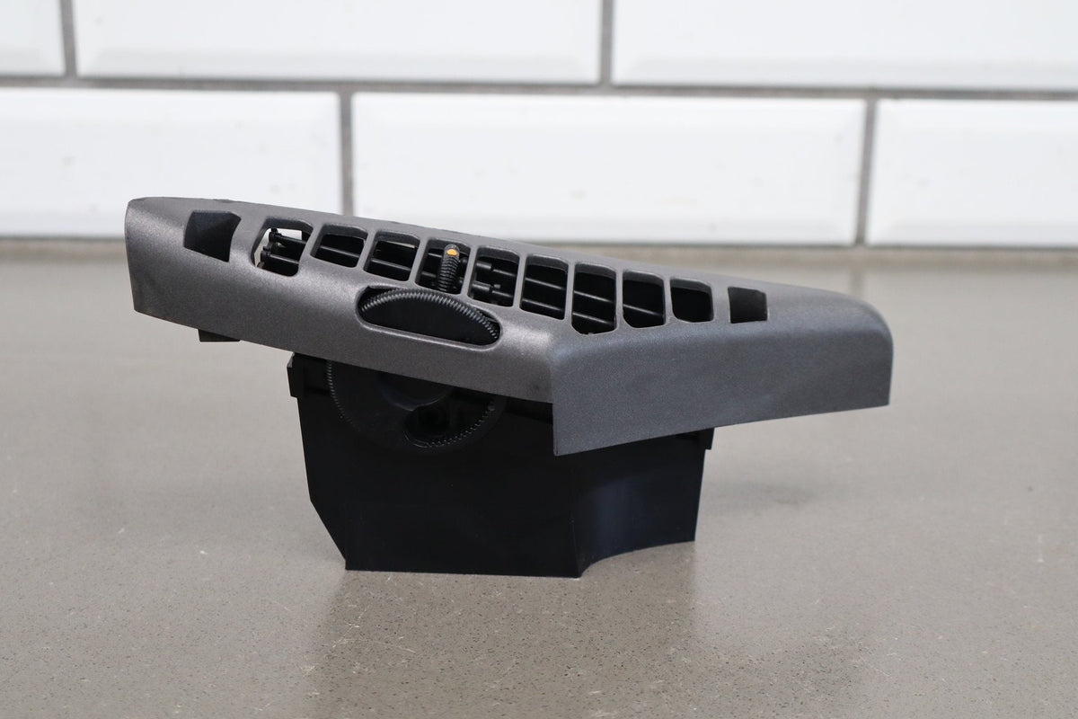 1990-1996 Chevrolet Corvette C4 - Left Dash Air Vent 10161885